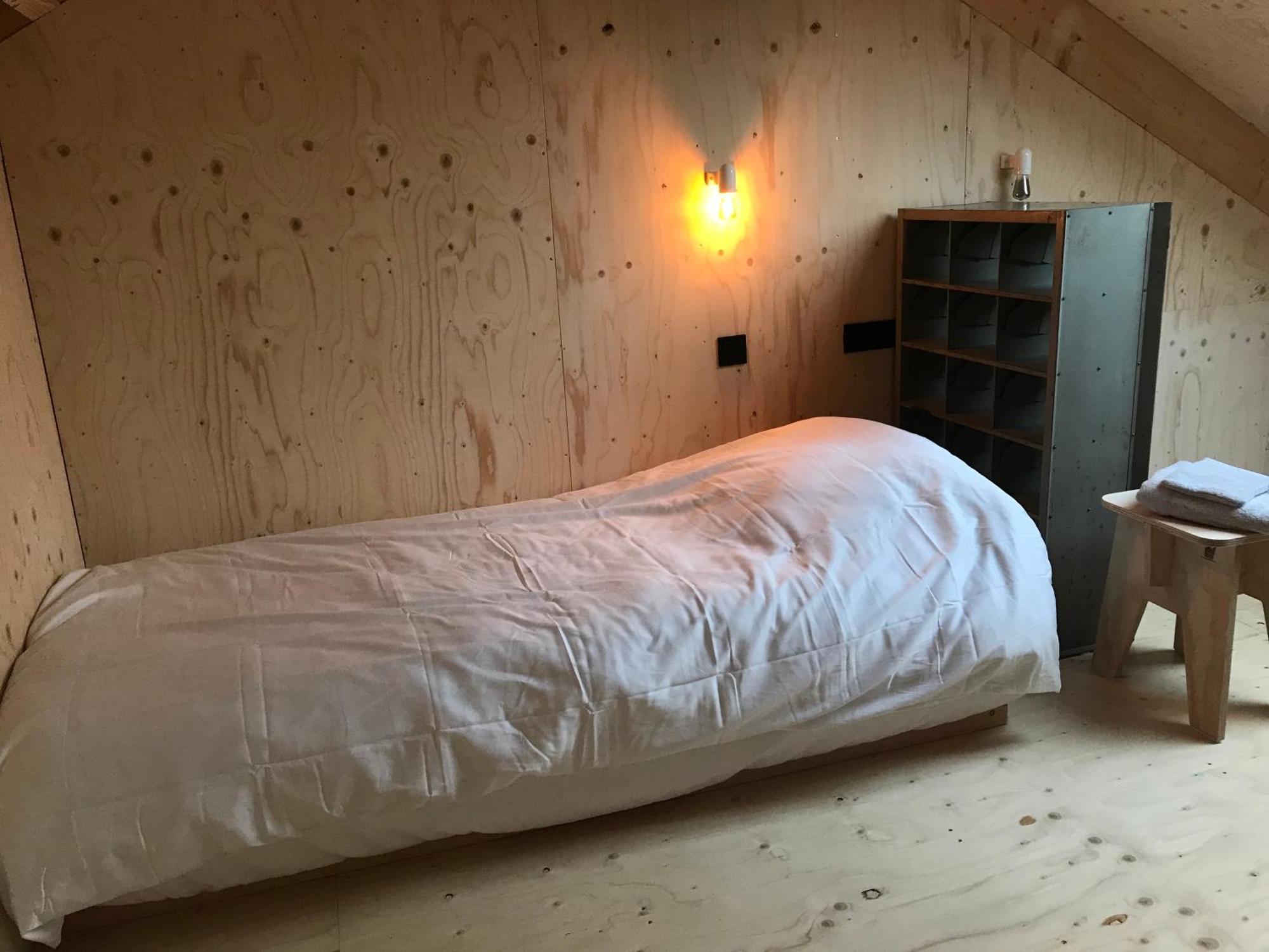 Bed and Breakfast Bed En Brood In De Kapschuur - Boerderij De Zuiderkrib Kraggenburg Экстерьер фото